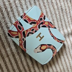 Hourglass Snake Palette